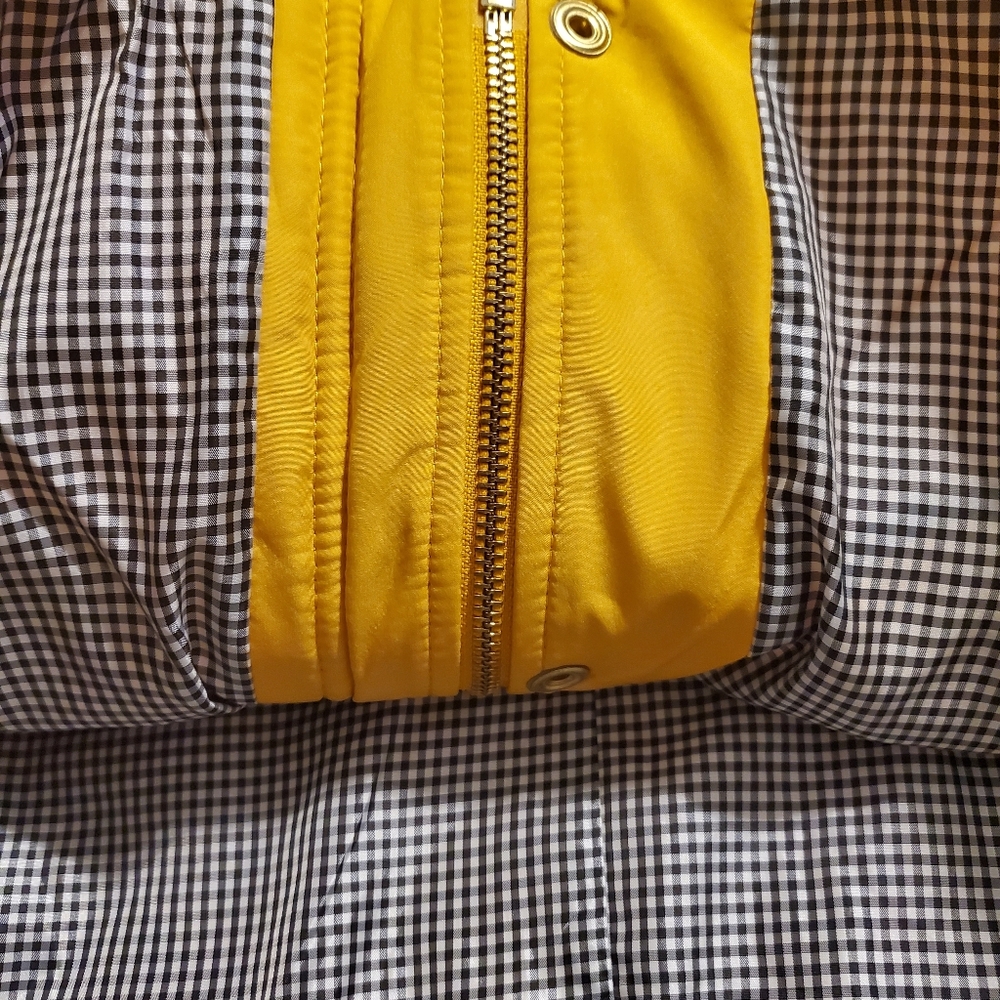 CROWN & IVY Women's Gold Quilted  Jacket  Lightweight Puffer GOLD Size ( XL) - Picture 4 of 8